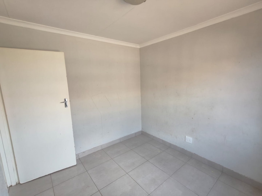 2 Bedroom Property for Sale in Windmill Park Gauteng