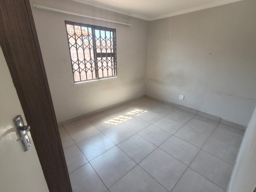 2 Bedroom Property for Sale in Windmill Park Gauteng