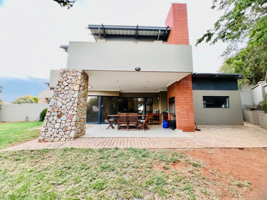 3 Bedroom Property for Sale in Olympus AH Gauteng