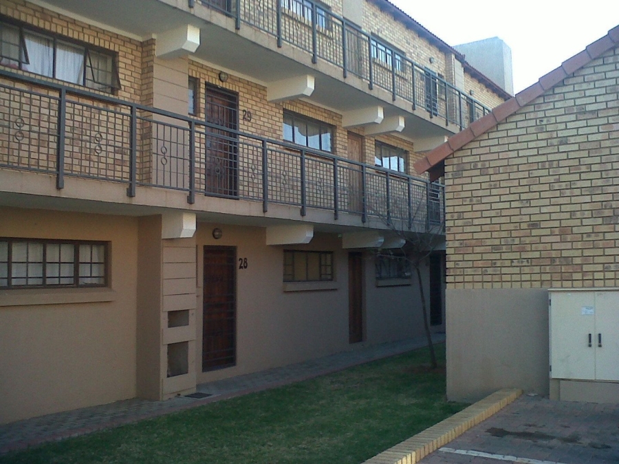 To Let 2 Bedroom Property for Rent in The Orchards Gauteng