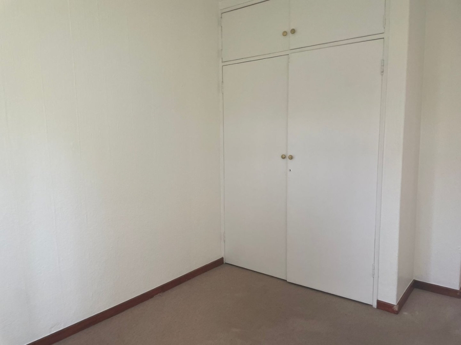 To Let 2 Bedroom Property for Rent in Paulshof Gauteng