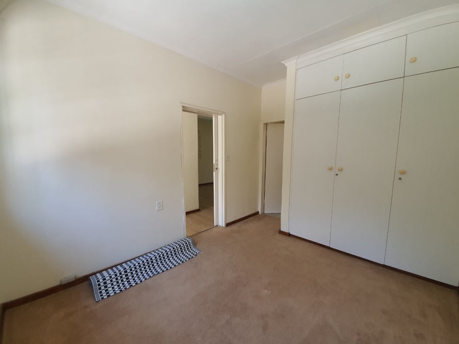 To Let 2 Bedroom Property for Rent in Bromhof Gauteng