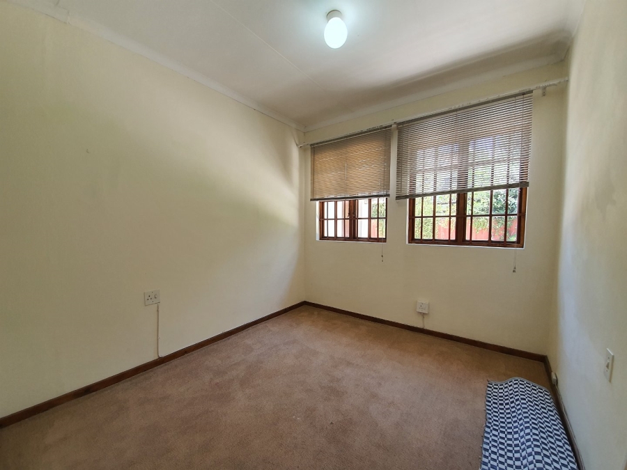 To Let 2 Bedroom Property for Rent in Bromhof Gauteng