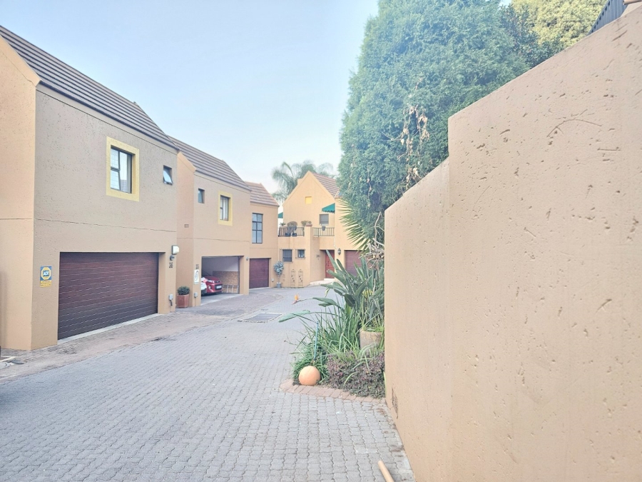 To Let 3 Bedroom Property for Rent in Boskruin Gauteng