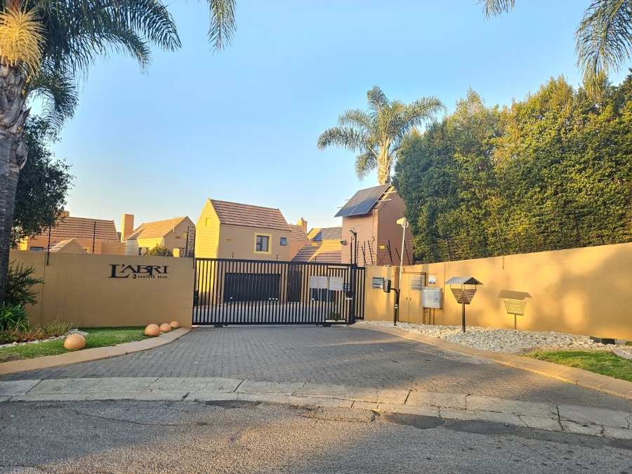 To Let 3 Bedroom Property for Rent in Boskruin Gauteng