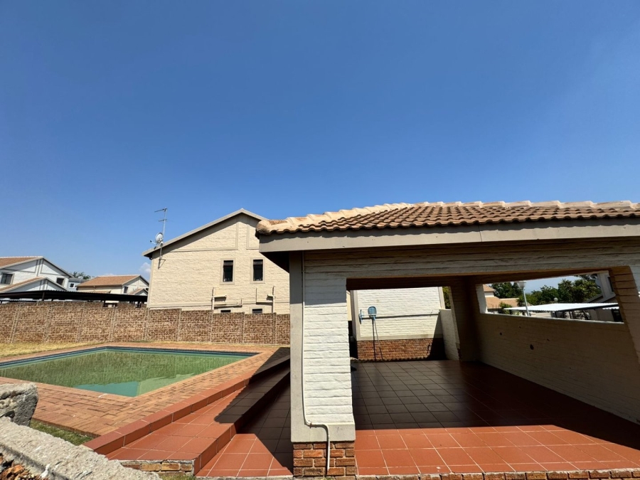 To Let 3 Bedroom Property for Rent in Carlswald Gauteng