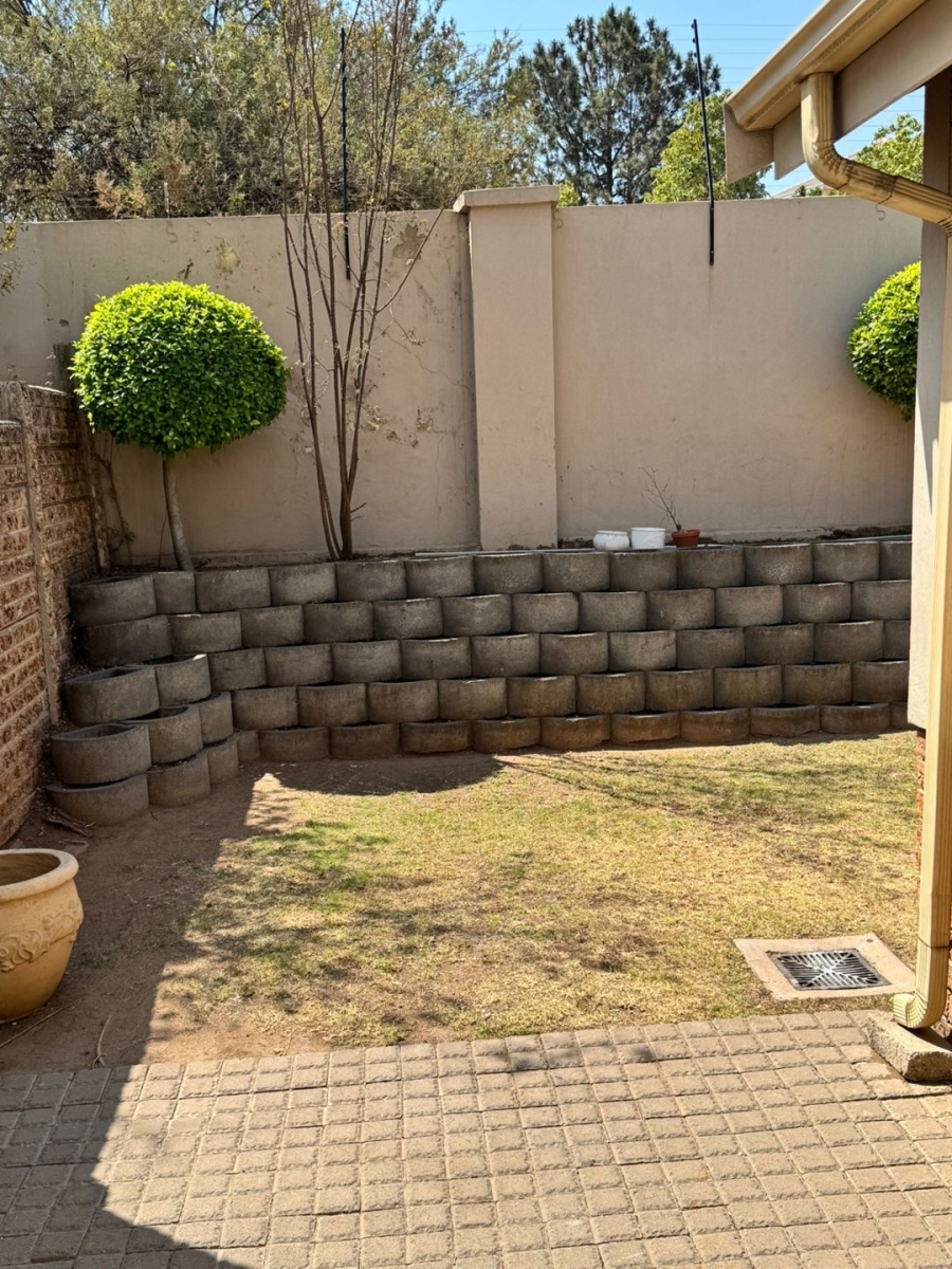 To Let 3 Bedroom Property for Rent in Carlswald Gauteng