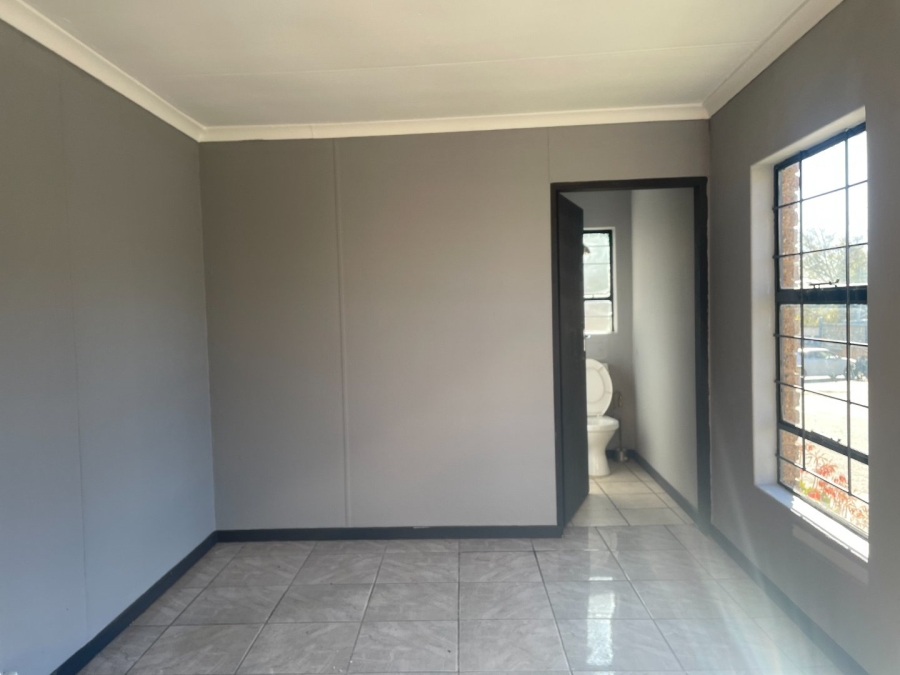 To Let commercial Property for Rent in Halfway House Gauteng