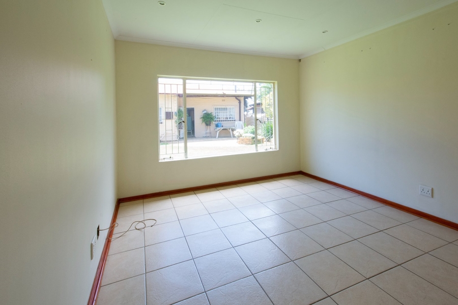 6 Bedroom Property for Sale in Rensburg Gauteng