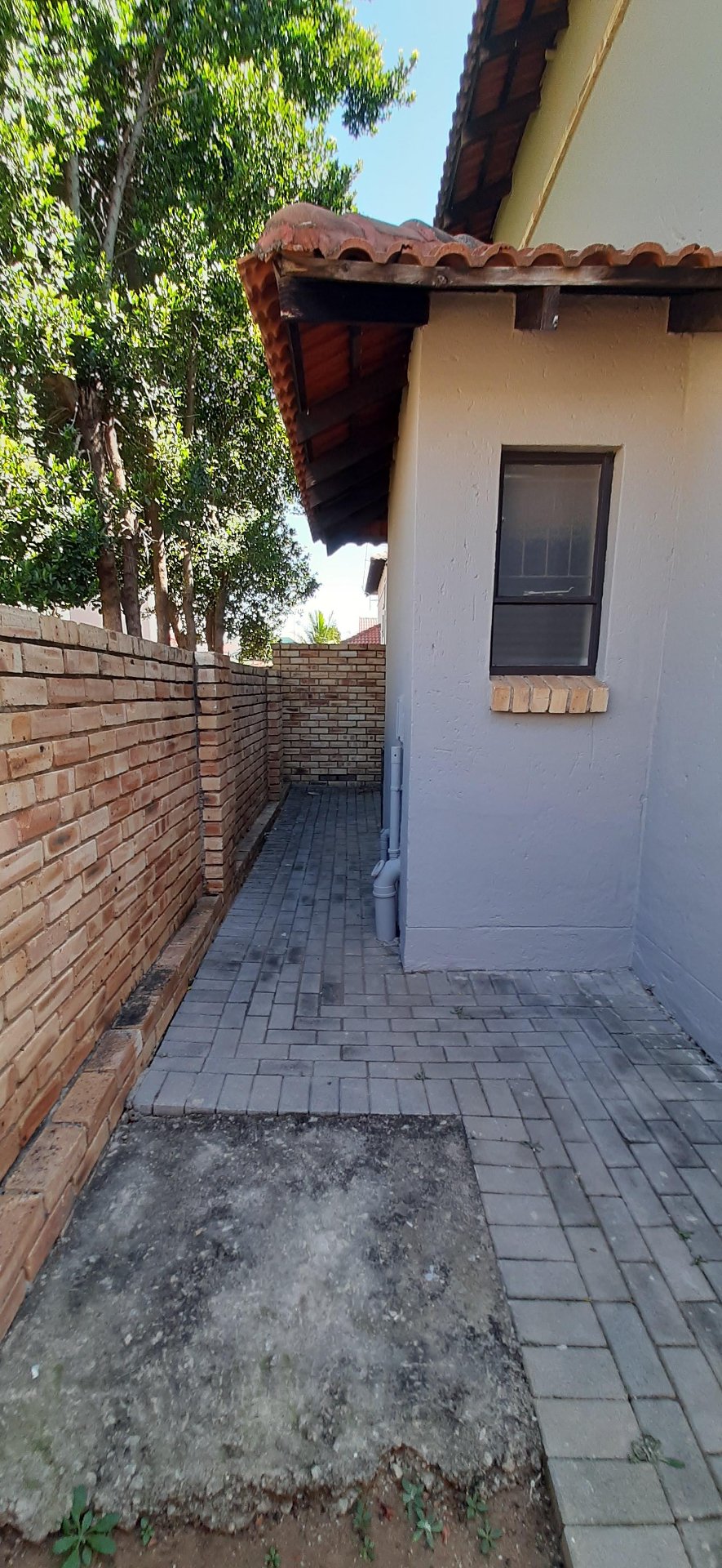 2 Bedroom Property for Sale in Heuwelsig Estate Gauteng