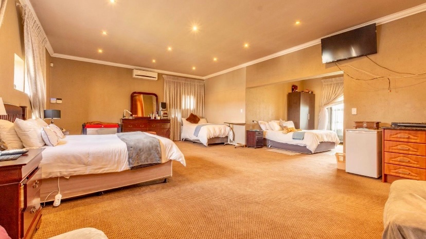 18 Bedroom Property for Sale in Bredell Gauteng