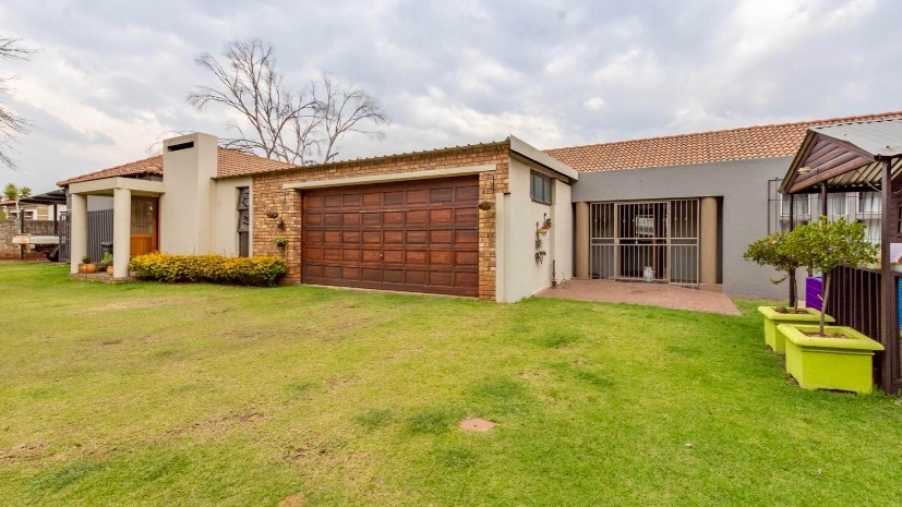 18 Bedroom Property for Sale in Bredell Gauteng