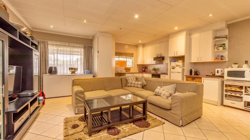 18 Bedroom Property for Sale in Bredell Gauteng