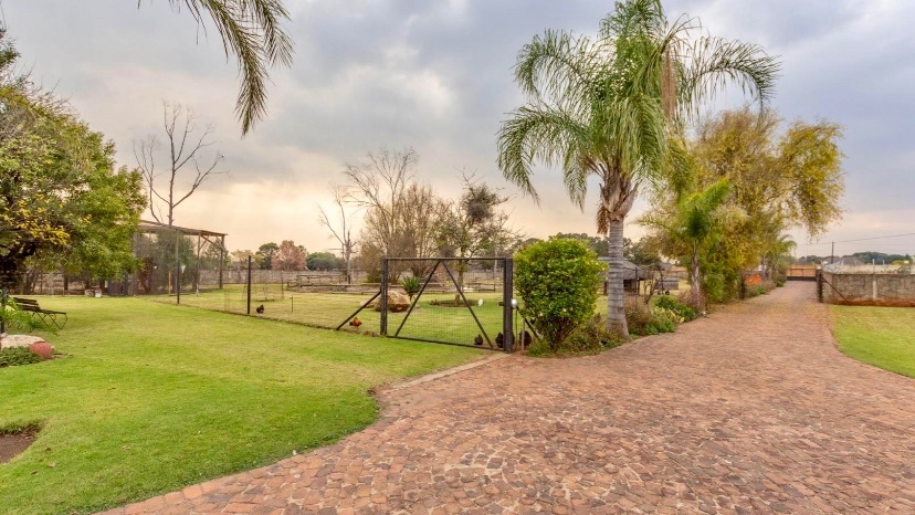 18 Bedroom Property for Sale in Bredell Gauteng