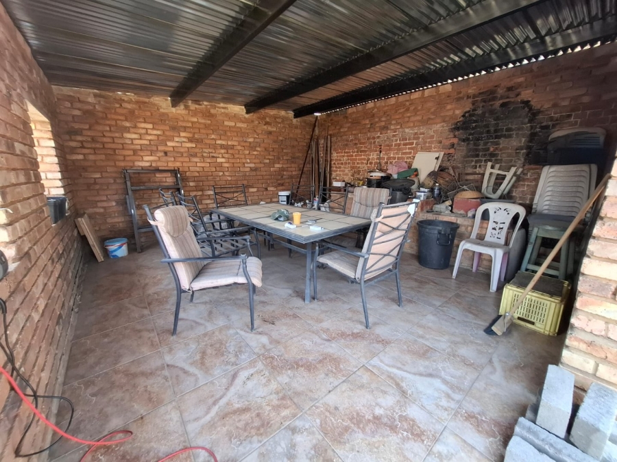 3 Bedroom Property for Sale in West Park Gauteng