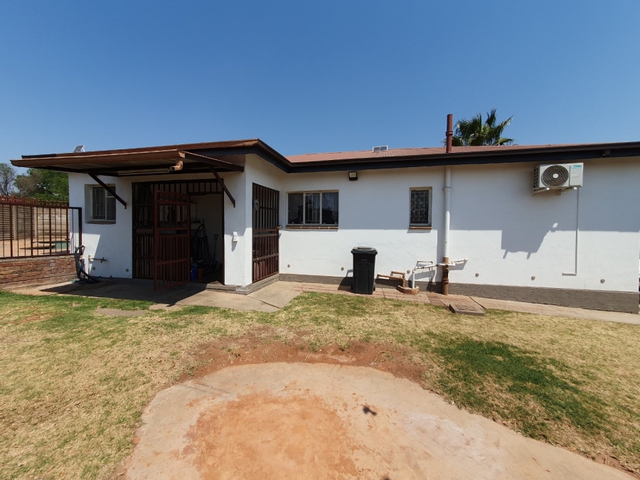 3 Bedroom Property for Sale in West Park Gauteng