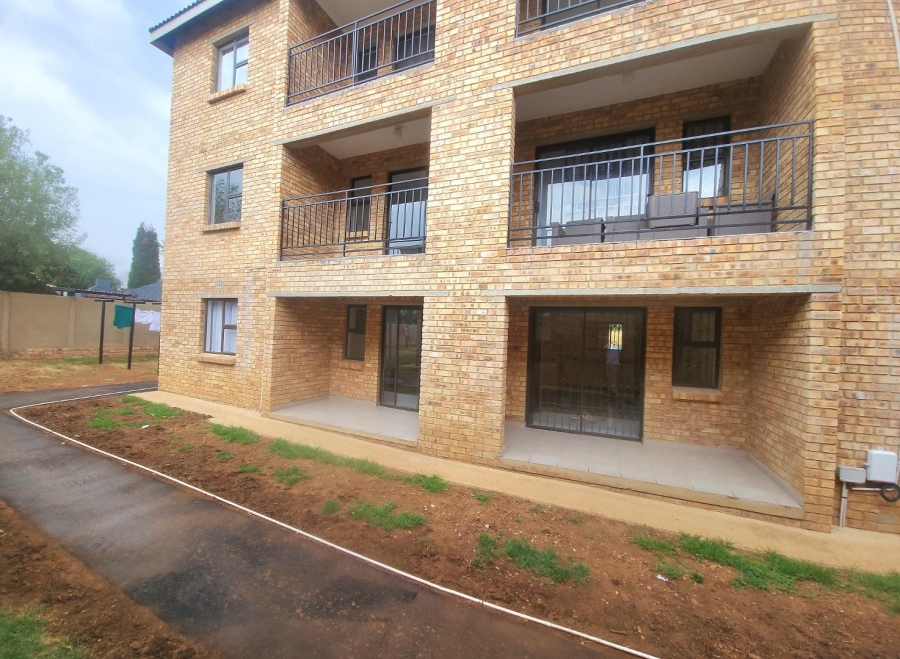 2 Bedroom Property for Sale in Albertsdal Gauteng