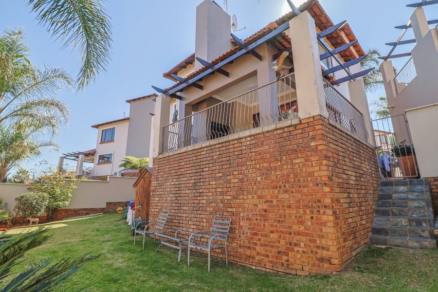 3 Bedroom Property for Sale in Glenvista Gauteng