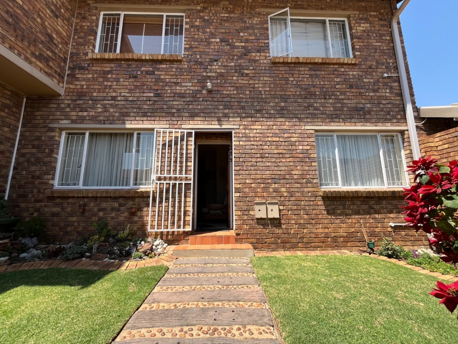 2 Bedroom Property for Sale in Terenure Gauteng