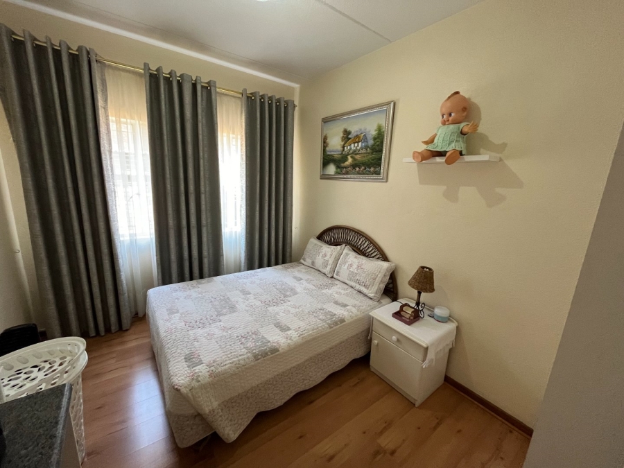 2 Bedroom Property for Sale in Terenure Gauteng