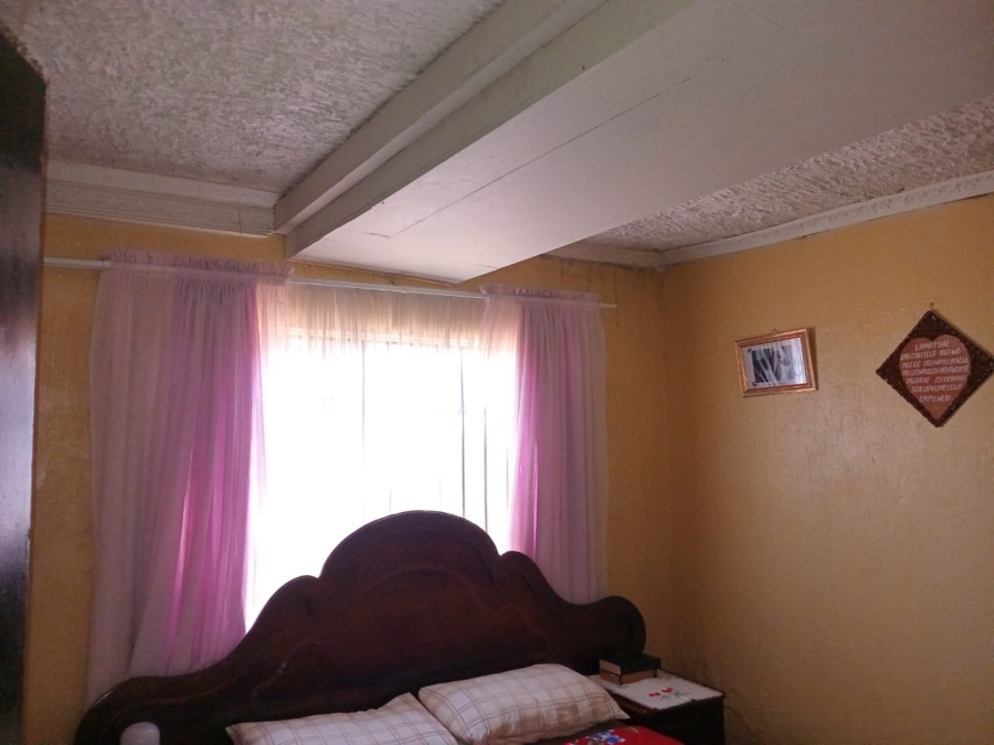 2 Bedroom Property for Sale in Daveyton Gauteng