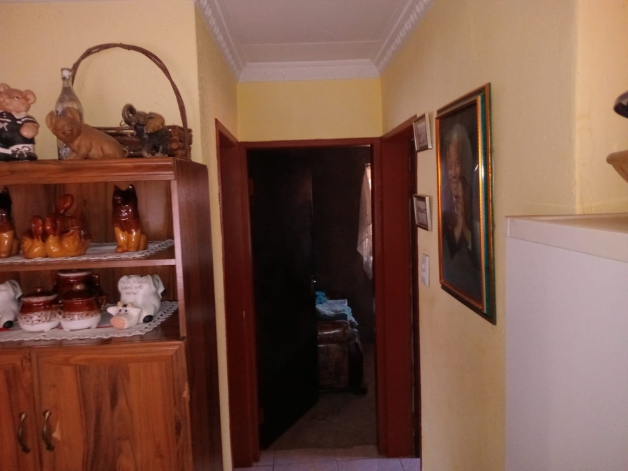 2 Bedroom Property for Sale in Daveyton Gauteng