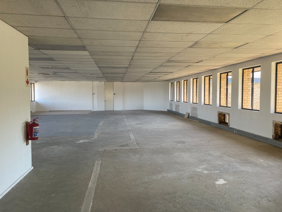 To Let commercial Property for Rent in Vorna Valley Gauteng