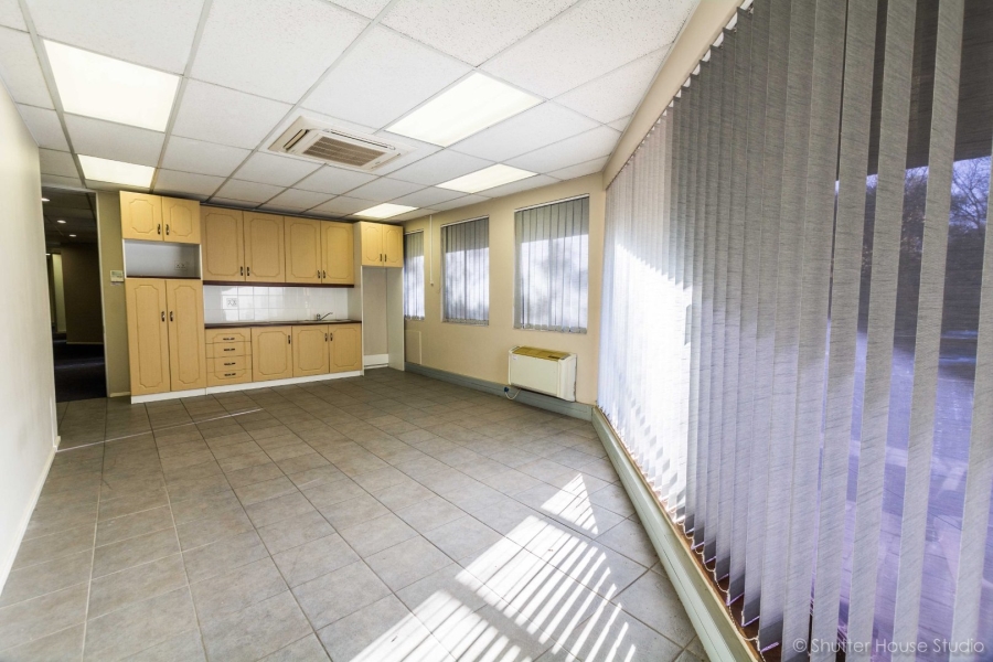 To Let commercial Property for Rent in Vorna Valley Gauteng