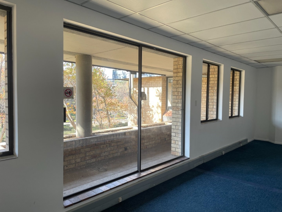 To Let commercial Property for Rent in Vorna Valley Gauteng