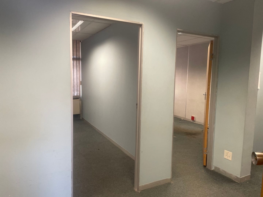 To Let commercial Property for Rent in Vorna Valley Gauteng