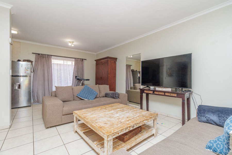 3 Bedroom Property for Sale in Willowbrook Gauteng