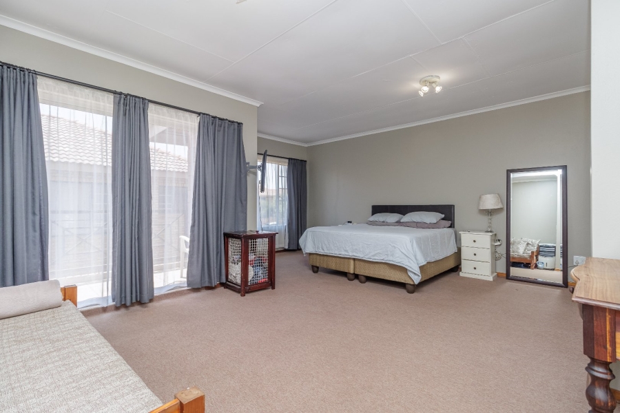 3 Bedroom Property for Sale in Willowbrook Gauteng