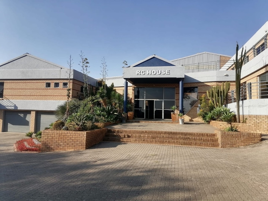 To Let commercial Property for Rent in Meadowdale Gauteng