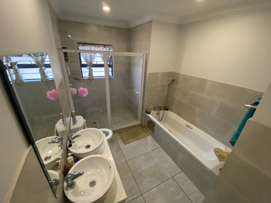 3 Bedroom Property for Sale in Homes Haven Gauteng