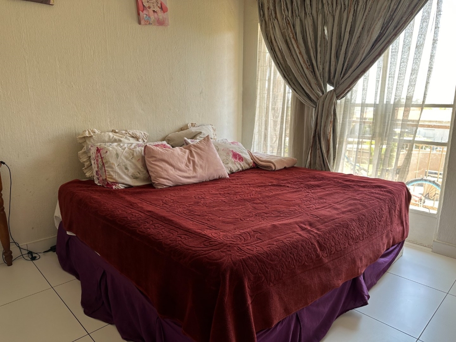 3 Bedroom Property for Sale in Radiokop Gauteng