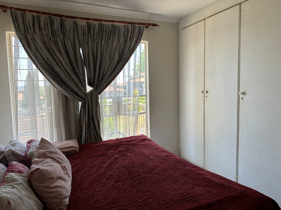 3 Bedroom Property for Sale in Radiokop Gauteng