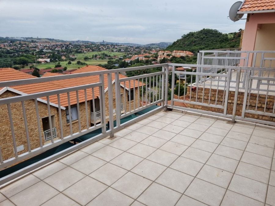 2 Bedroom Property for Sale in Winchester Hills Gauteng