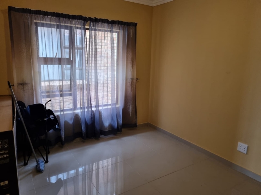 2 Bedroom Property for Sale in Winchester Hills Gauteng