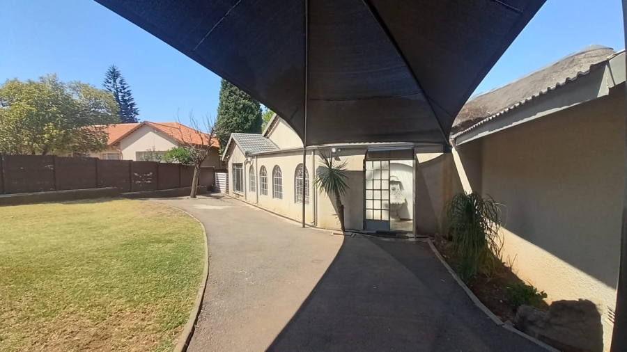 3 Bedroom Property for Sale in Kenmare Gauteng