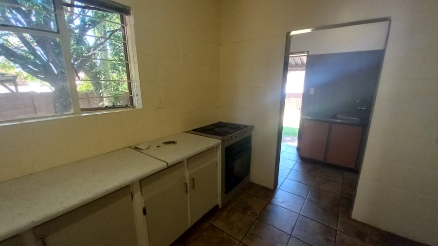 3 Bedroom Property for Sale in Kenmare Gauteng