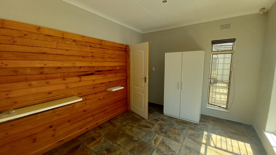 3 Bedroom Property for Sale in Kenmare Gauteng