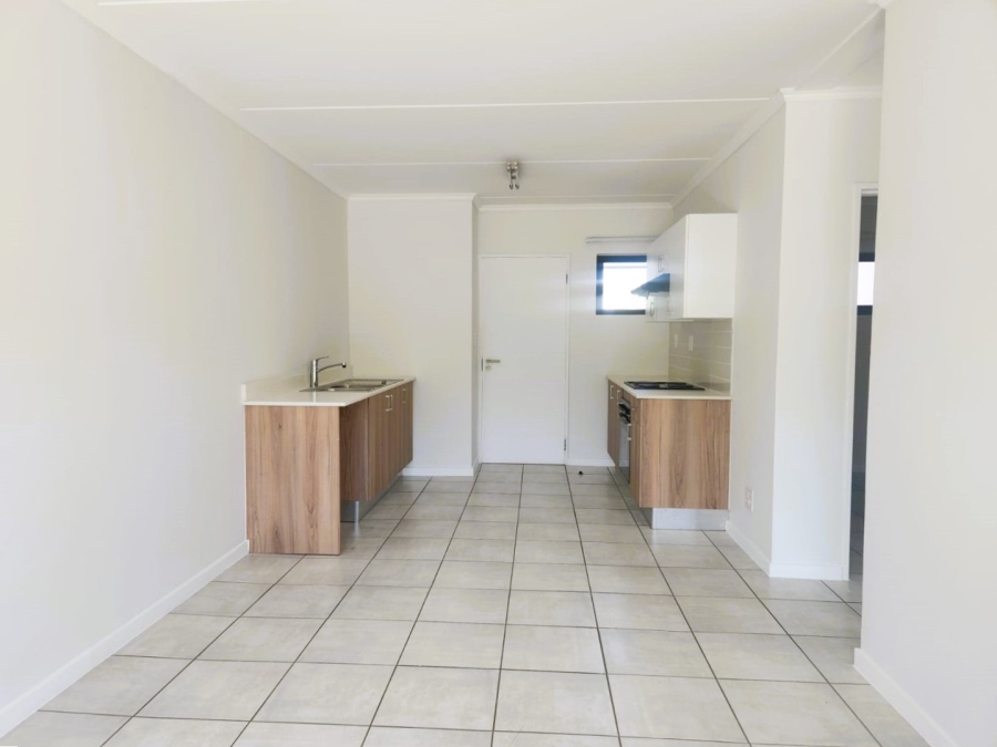 To Let 2 Bedroom Property for Rent in Witfield Gauteng