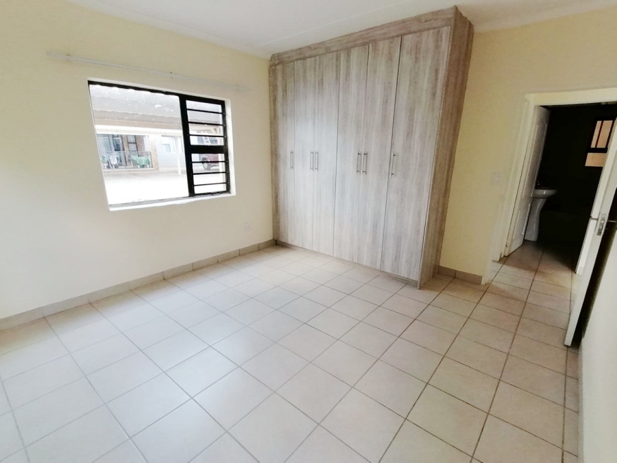 To Let 2 Bedroom Property for Rent in Brentwood Park AH Gauteng