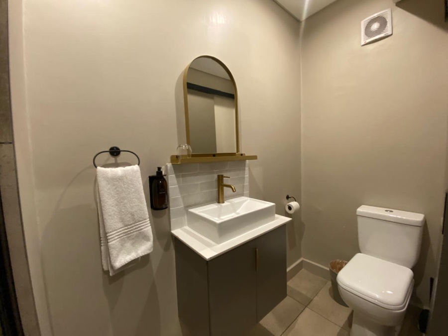 1 Bedroom Property for Sale in Sandton Central Gauteng