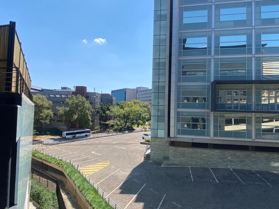 1 Bedroom Property for Sale in Sandton Central Gauteng