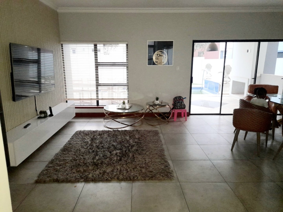 3 Bedroom Property for Sale in Midstream Meadows Gauteng