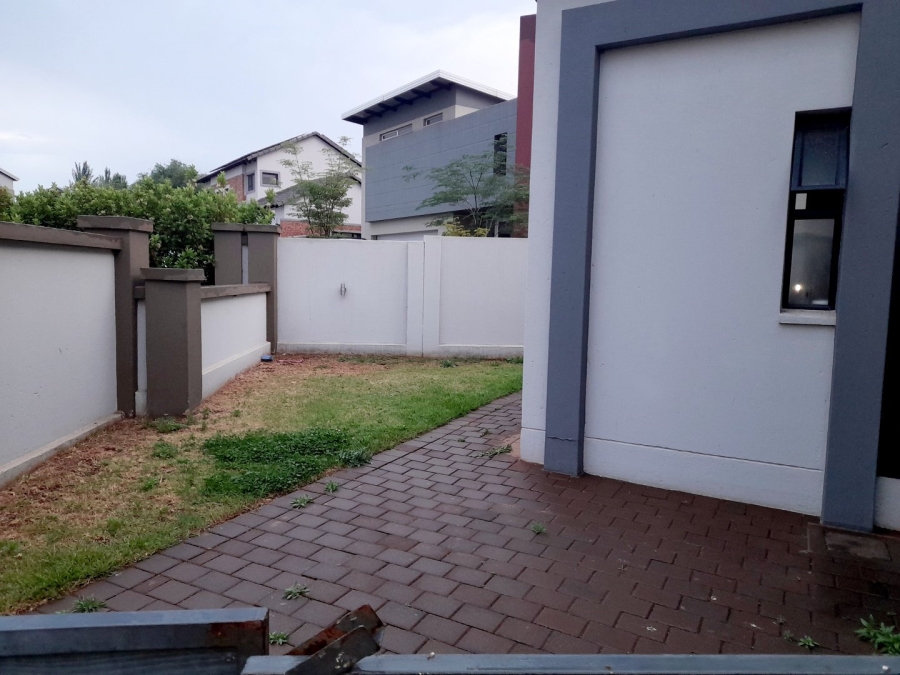 3 Bedroom Property for Sale in Midstream Meadows Gauteng