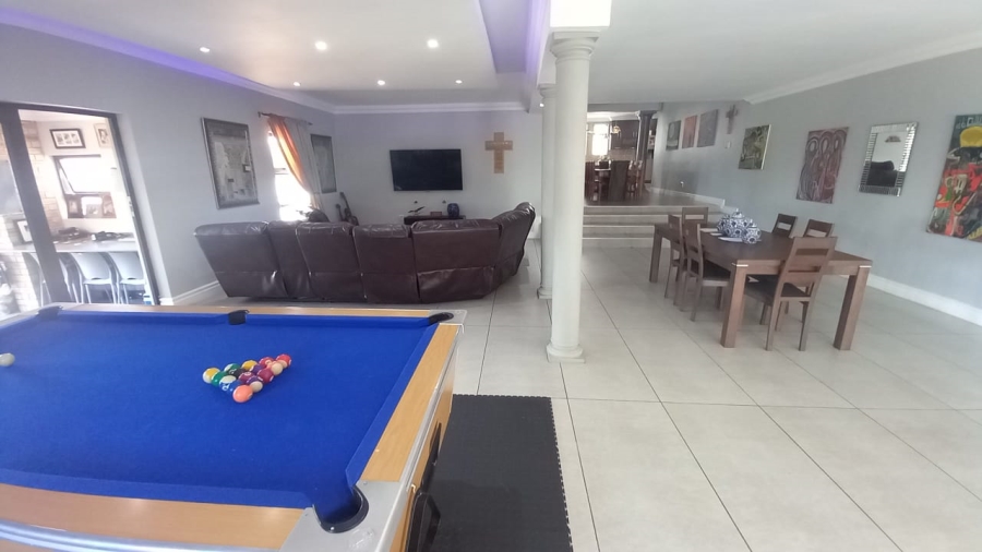 4 Bedroom Property for Sale in Kenmare Gauteng