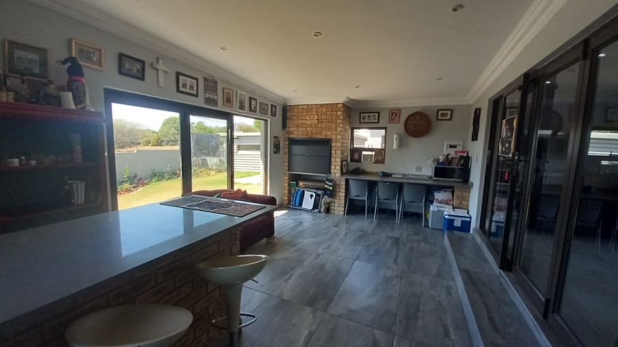 4 Bedroom Property for Sale in Kenmare Gauteng