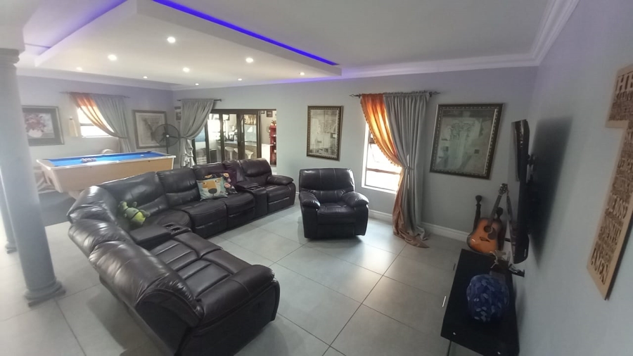 4 Bedroom Property for Sale in Kenmare Gauteng